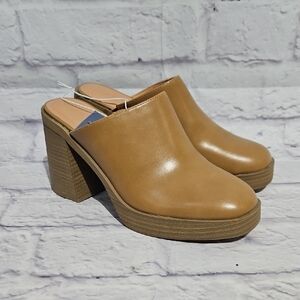 Universal Thread Brown Block Heel Mules